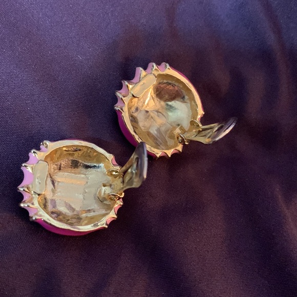 Pink clip on earrings costume jewelry - Picture 4 of 6